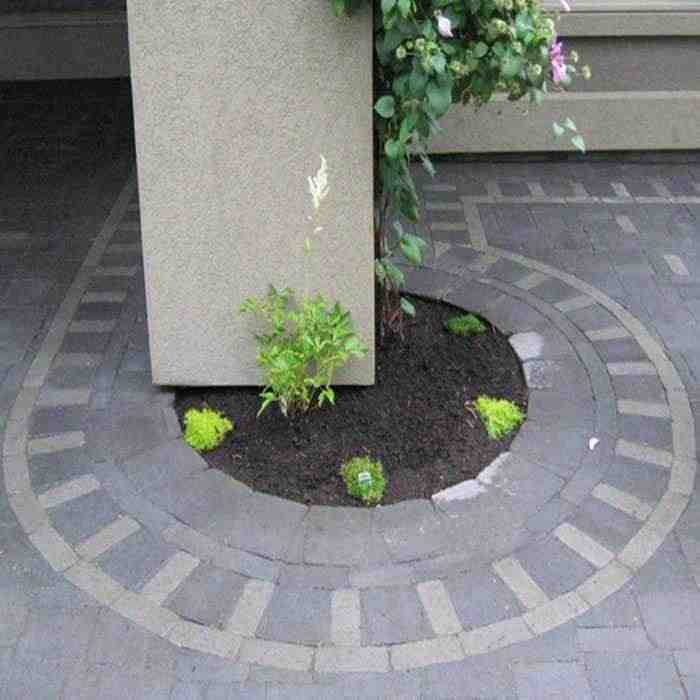 small feature planter