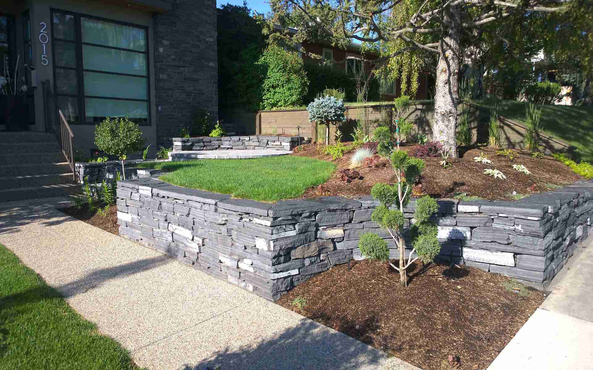 dry stack rundle garden wall - landscaping design nanaimo