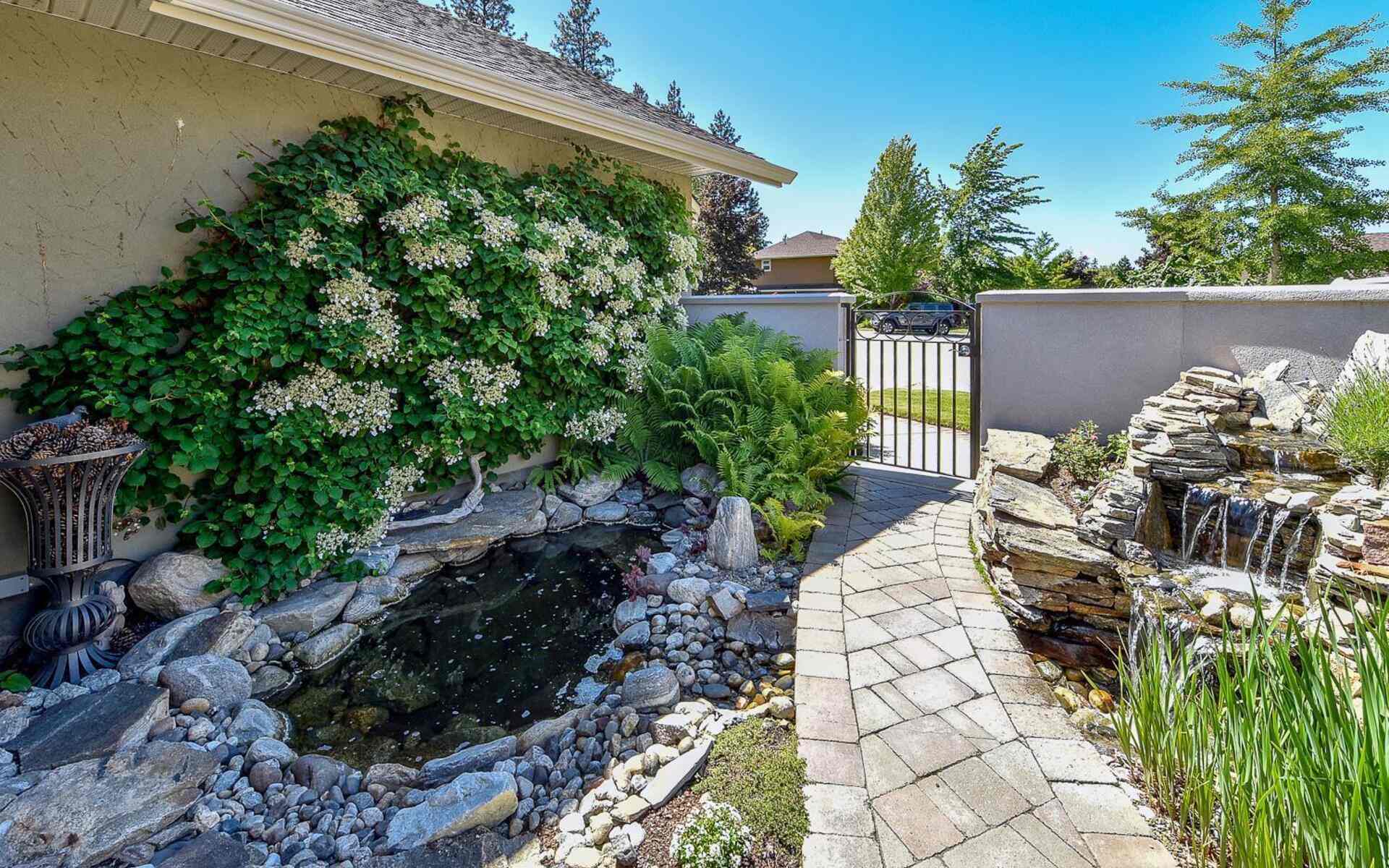 yellow point landscapers