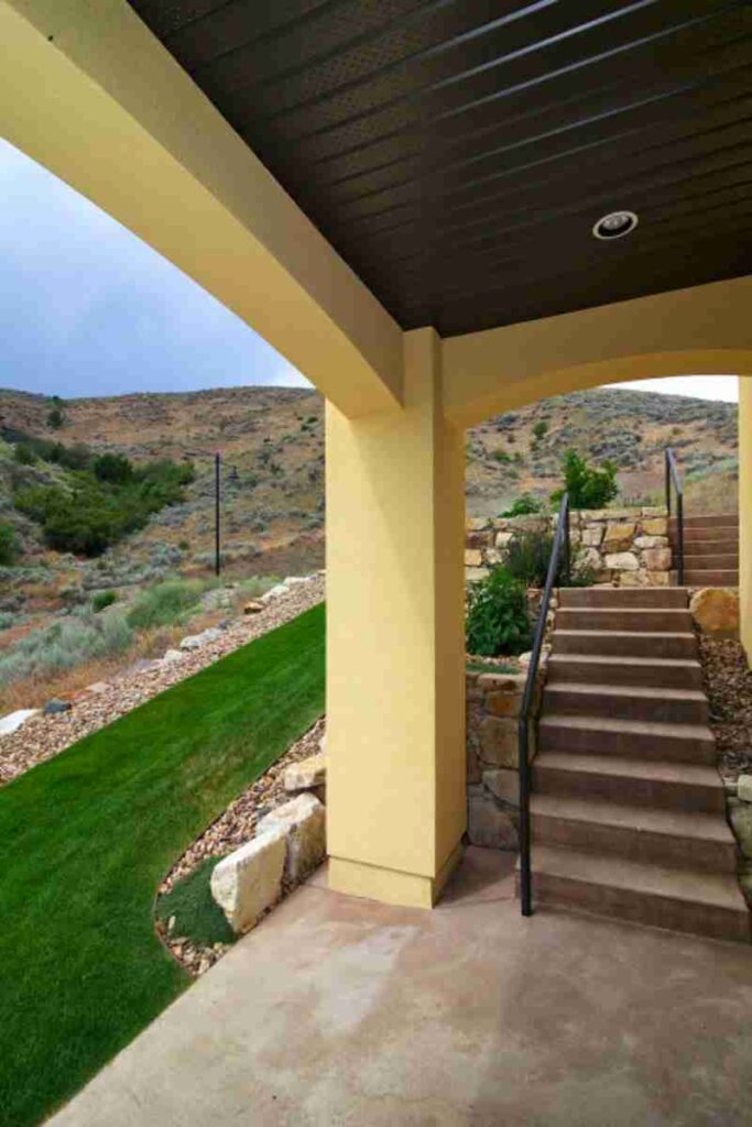 tuscan style home and gardens