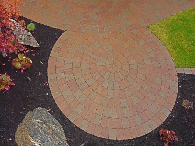 paving stone patio nanaimo